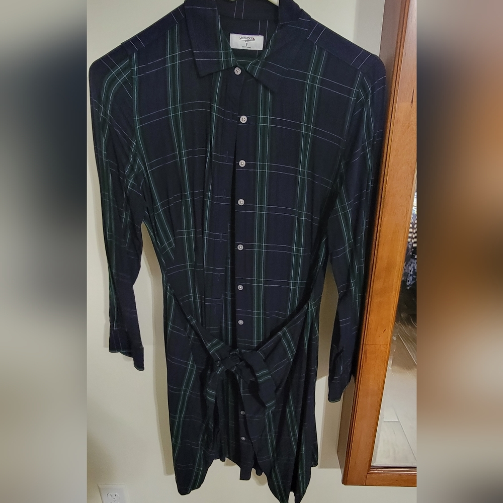 Untuckit shirt dress size 8